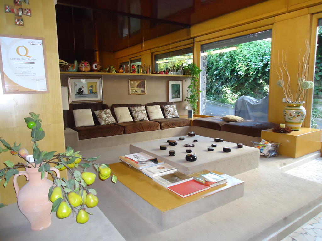 B&B Cottage Dei Consoli Sant'Agata Li Battiati ภายนอก รูปภาพ